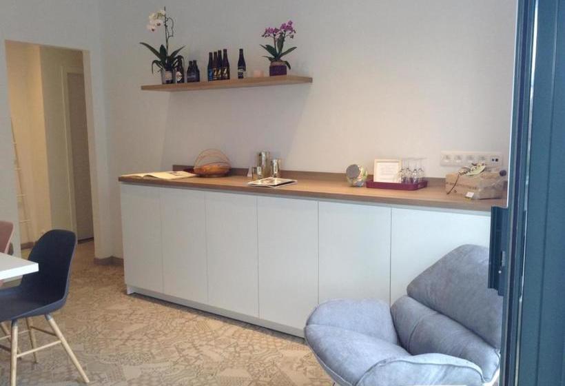 Pluimpapaver Hotel & Glamping