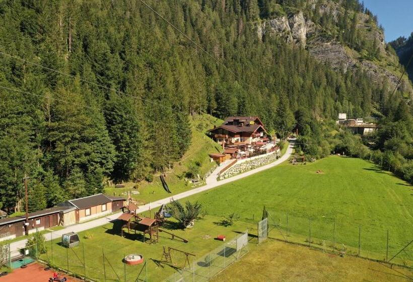 هتل Restaurant Burgblick