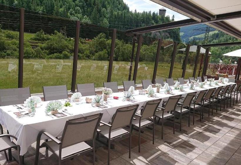 هتل Restaurant Burgblick