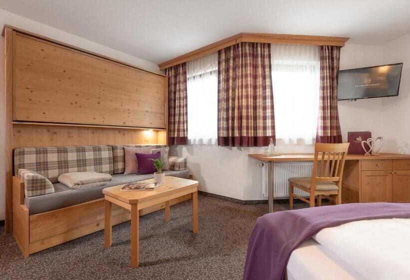 ホテル Salzburgerhof