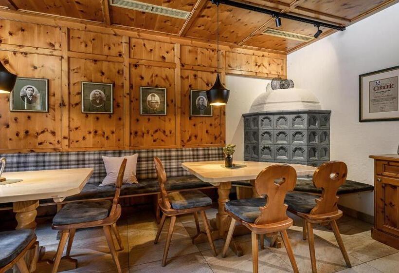 ホテル Salzburgerhof