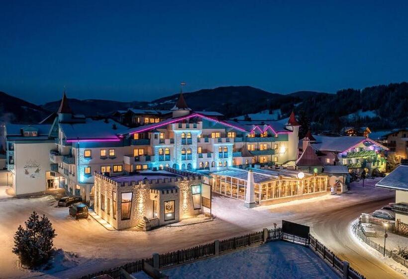 Schlosshotel Lacknerhof