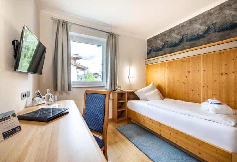 Schlosshotel Lacknerhof