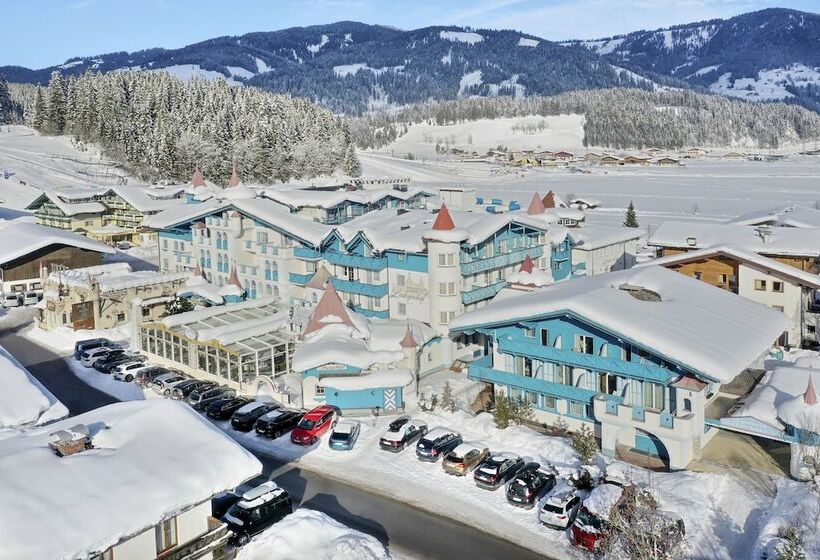 Schlosshotel Lacknerhof