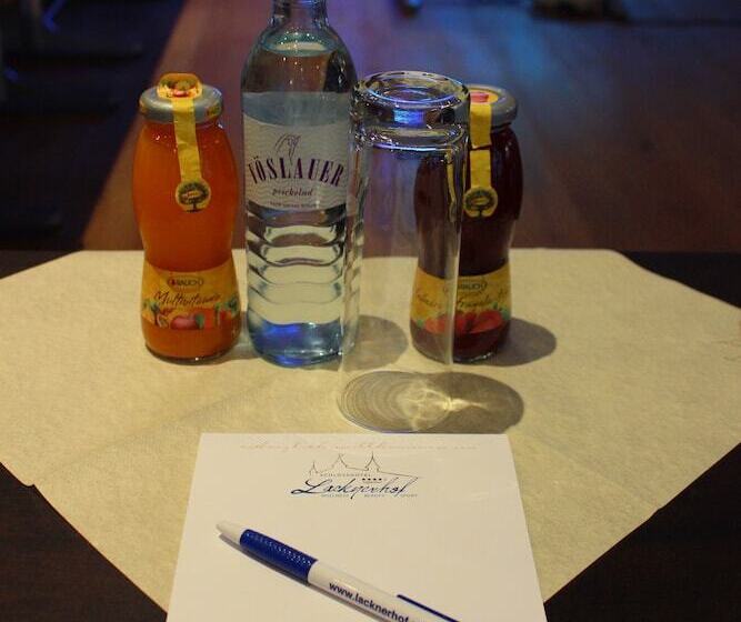 Schlosshotel Lacknerhof