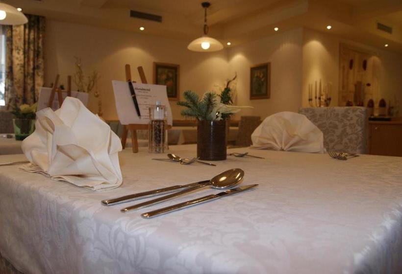 ホテル Sonnenheim