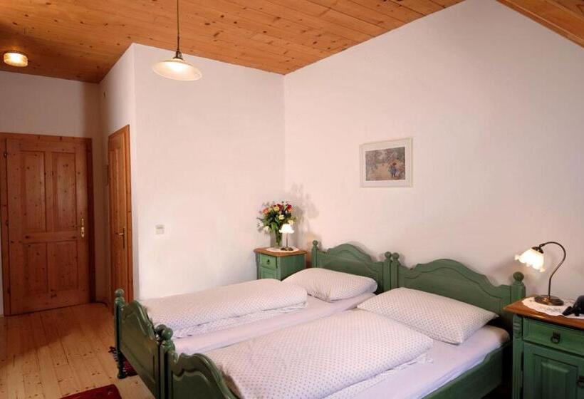 בית מלון כפרי Stoffbauer Gmbh