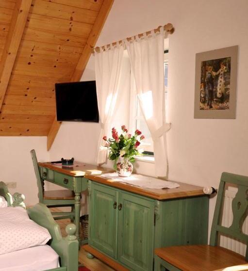 בית מלון כפרי Stoffbauer Gmbh