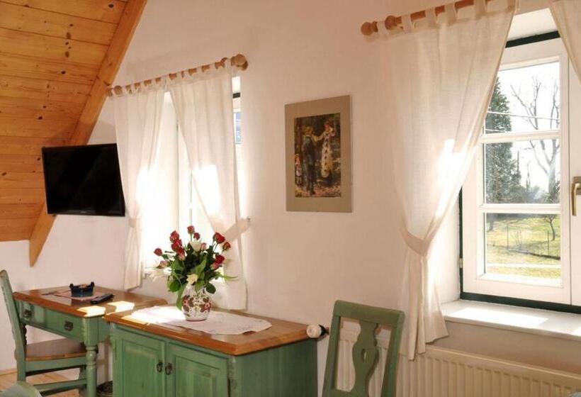 בית מלון כפרי Stoffbauer Gmbh