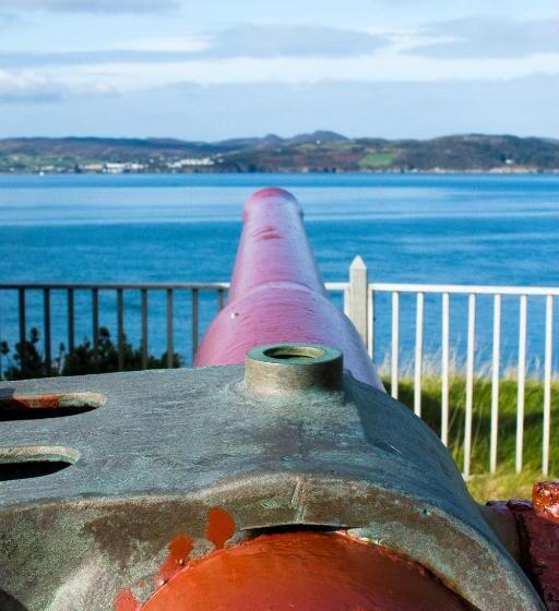 בית מלון כפרי The Harbour Inn