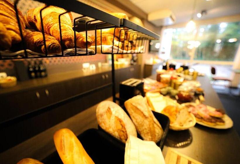 Travel Hotel Kruisem