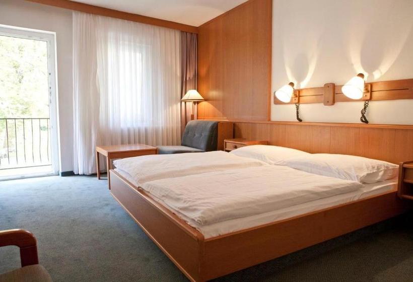 Отель Ungarische Krone