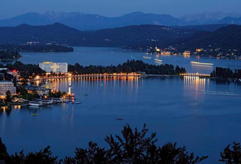 هتل Villa Auguste