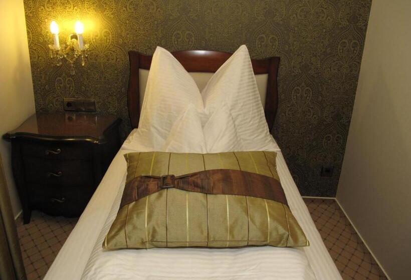 בית מלון כפרי Zum Heiligen Geist