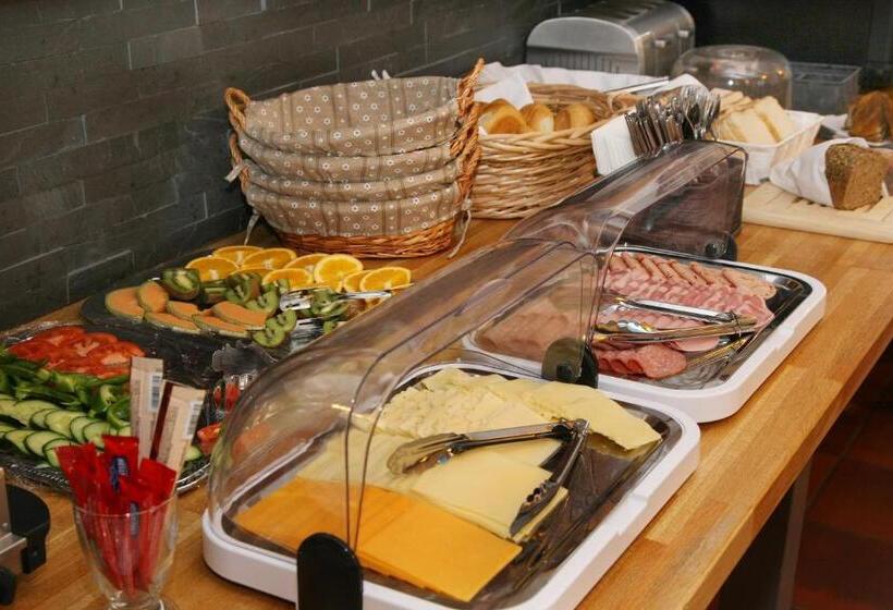 Lake And Cityhotel Edelweiss   Self Check In