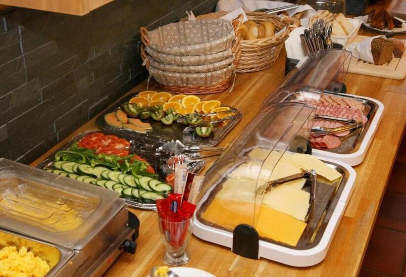 Lake And Cityhotel Edelweiss   Self Check In