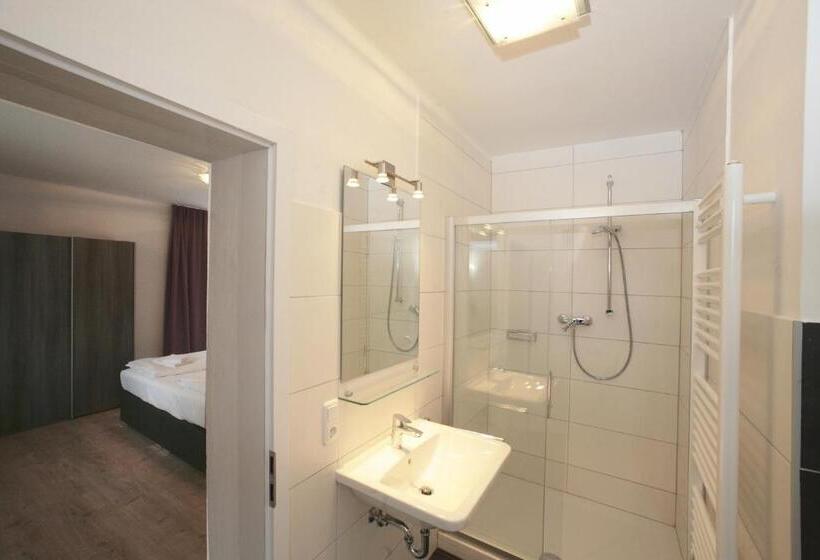 Lake And Cityhotel Edelweiss   Self Check In