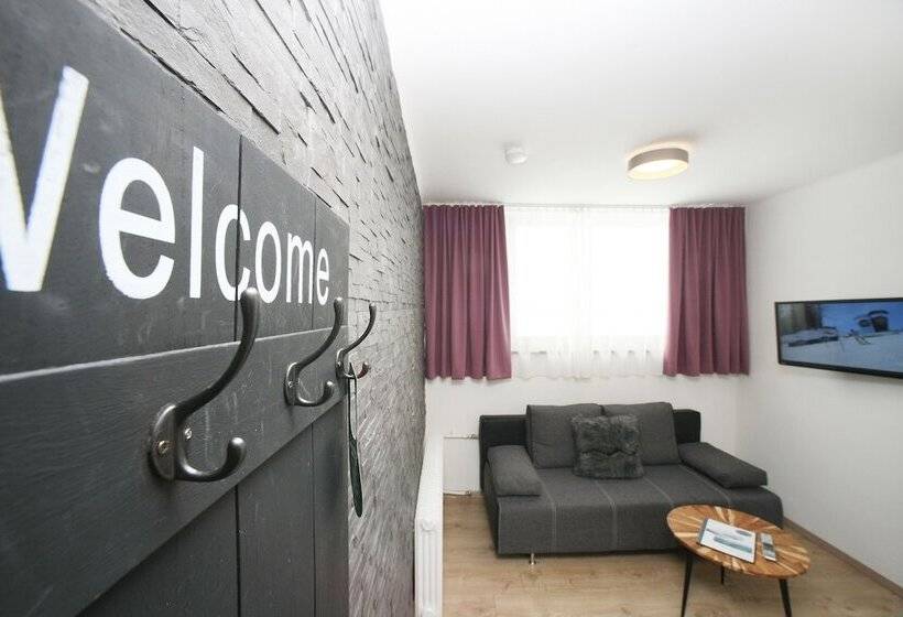 Lake And Cityhotel Edelweiss   Self Check In