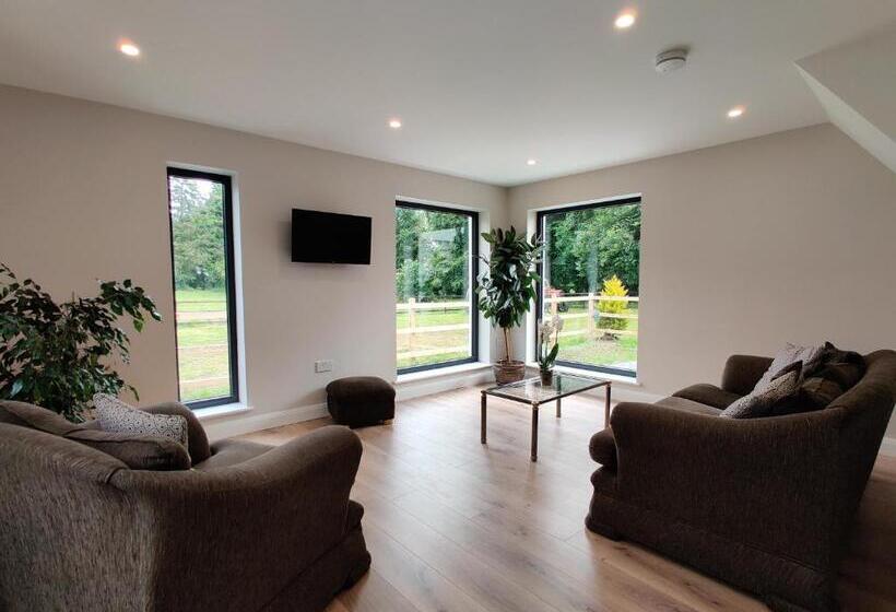 Moynure House Boutique B&b & Separate Two Bedroom Chalet