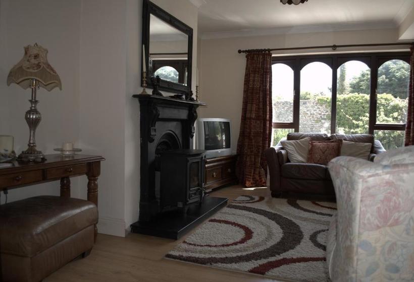 Old Orchard Lodge B&b