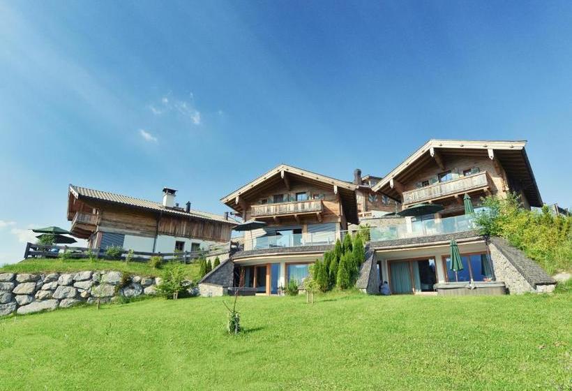 Курорт Maierl Alm & Maierl Chalets