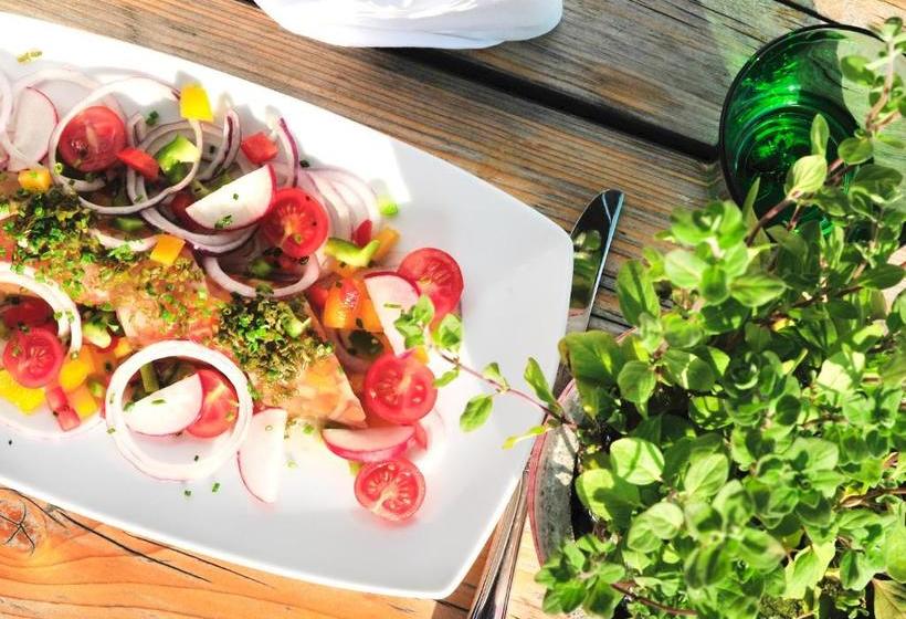 Курорт Maierl Alm & Maierl Chalets