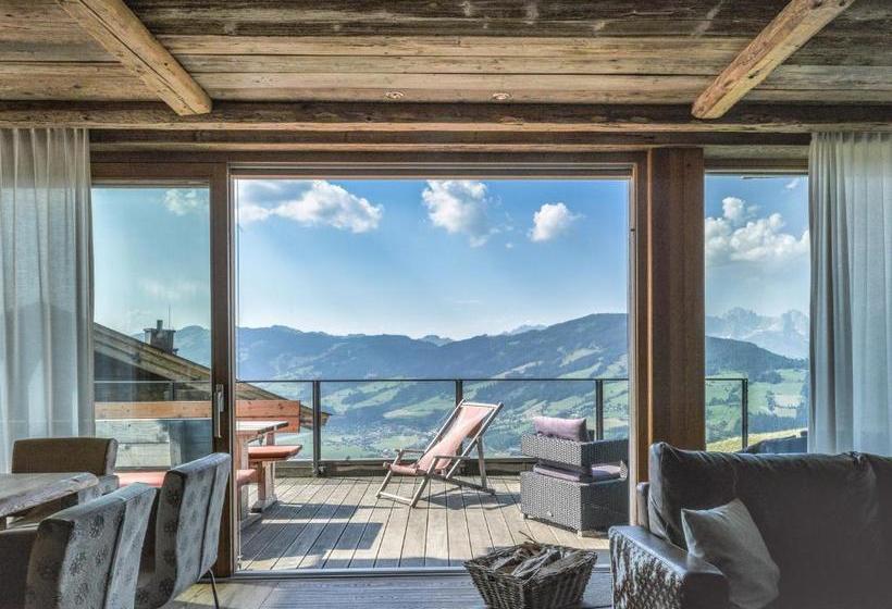 Курорт Maierl Alm & Maierl Chalets