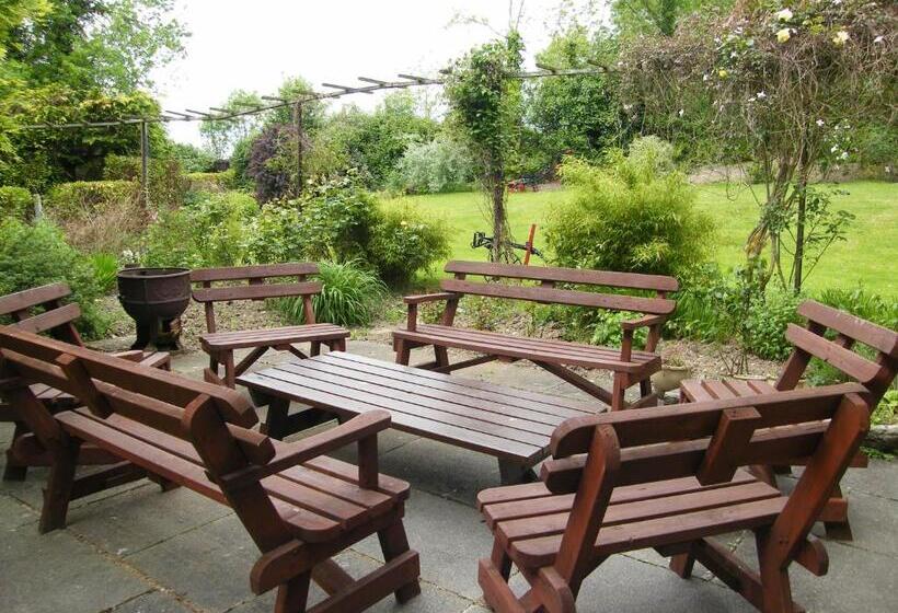 Riverfield Bed And Breakfast