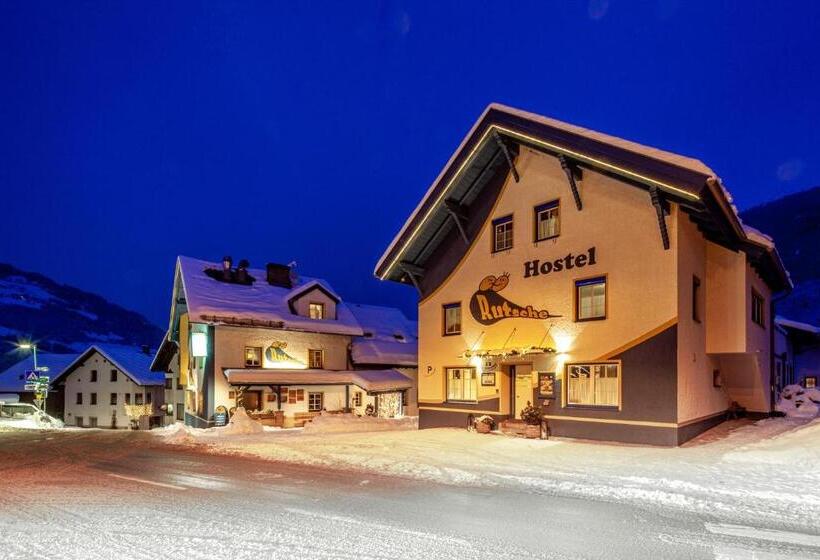 Rutsche Hostel