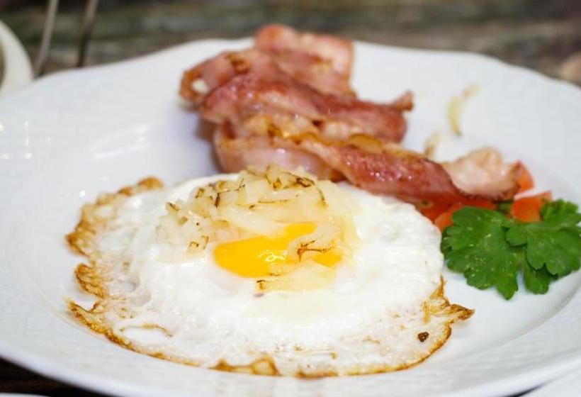 Superior Hotel Schneider Ski In & Ski Out