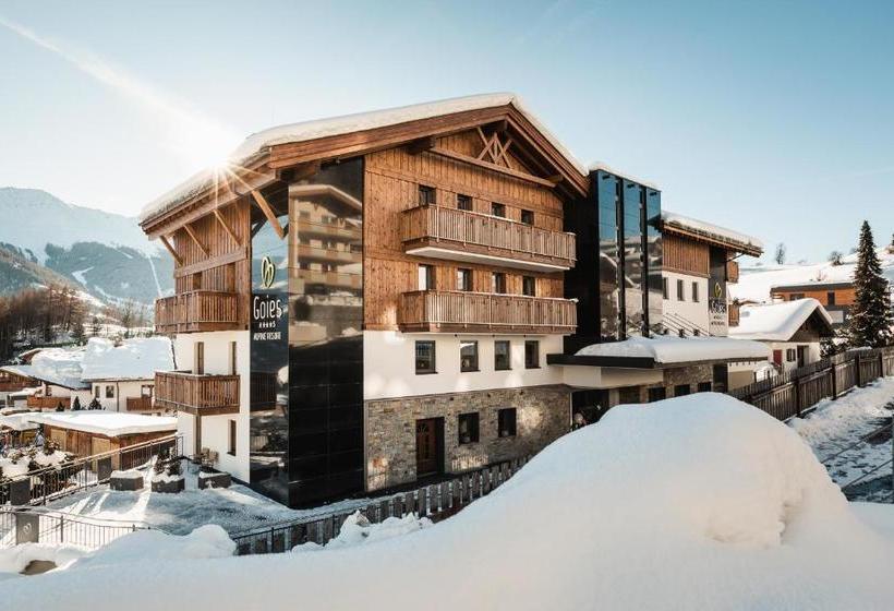 هتل Alpine Resort Goies Superior
