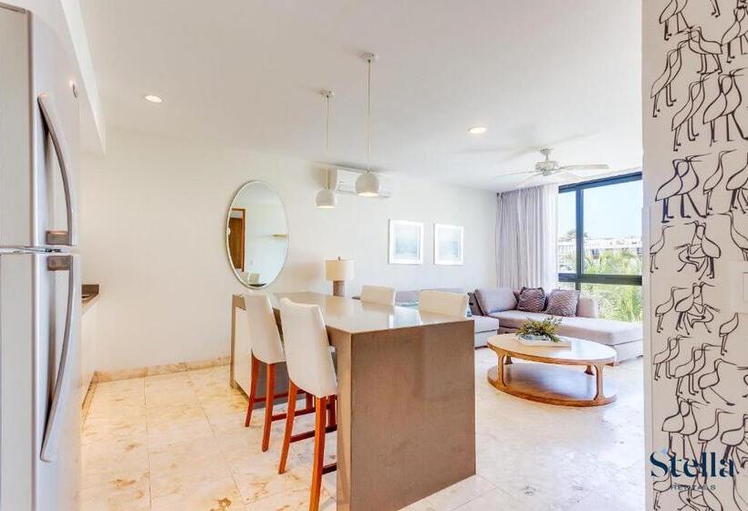 A Nah Apartments, Rooftop Pool, Walking Distance To 5th Avenue