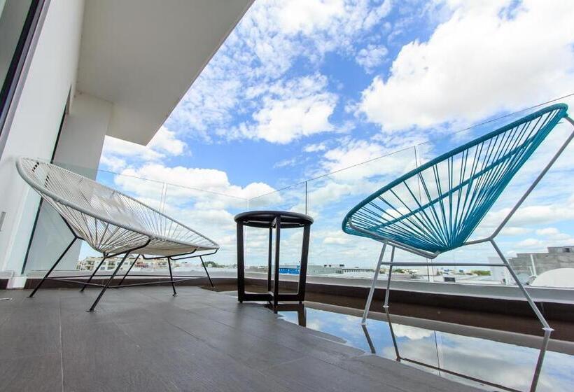 A Nah Apartments, Rooftop Pool, Walking Distance To 5th Avenue