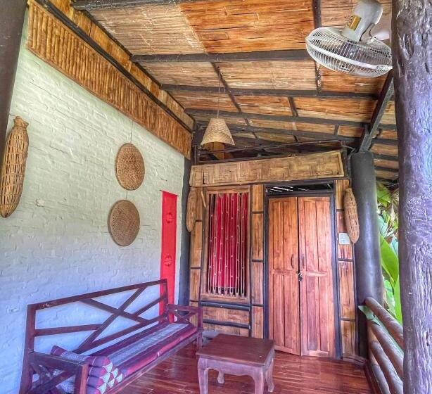 فندق صغير Sa Sa Lao