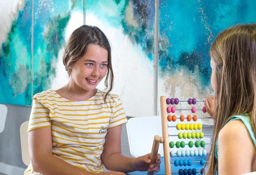 Aparthotel Nelva Resort