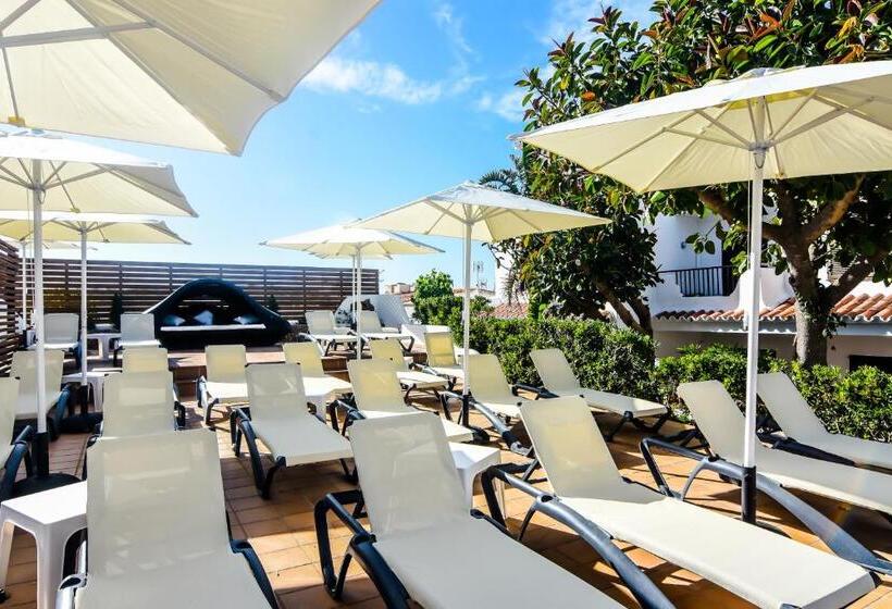 Aparthotel Nelva Resort