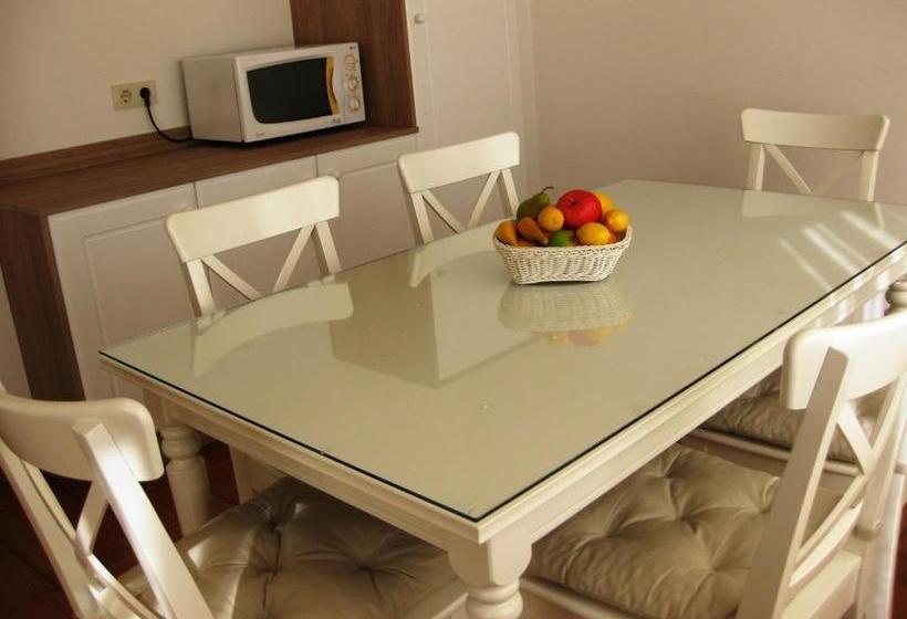 Apartamentos Turisticos Arosa Ogrove