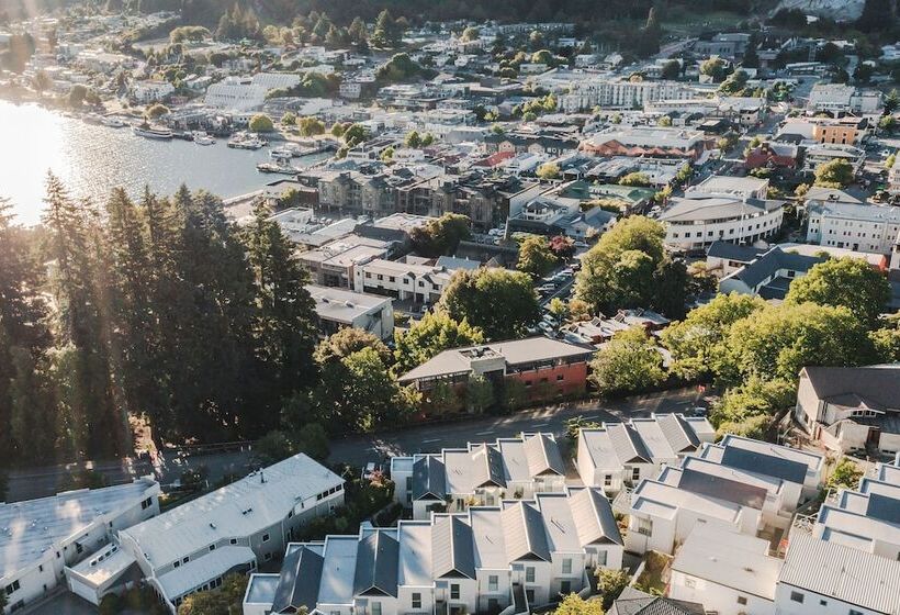 Blue Peaks Apartments