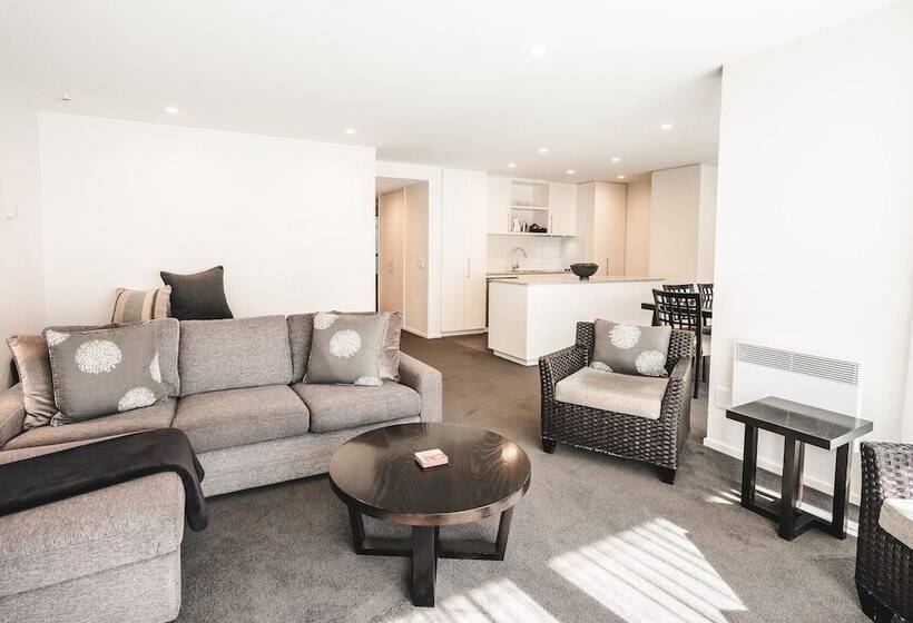 Blue Peaks Apartments