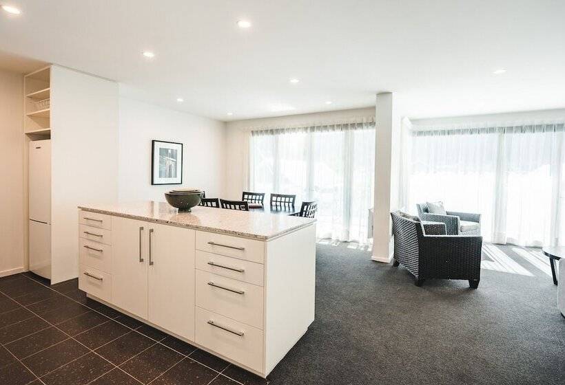 Blue Peaks Apartments