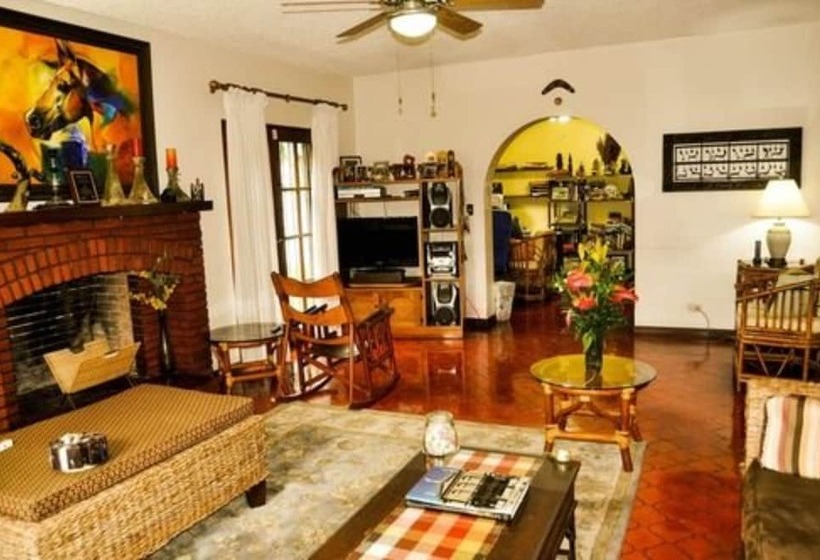 The Cariari Bed And Breakfast