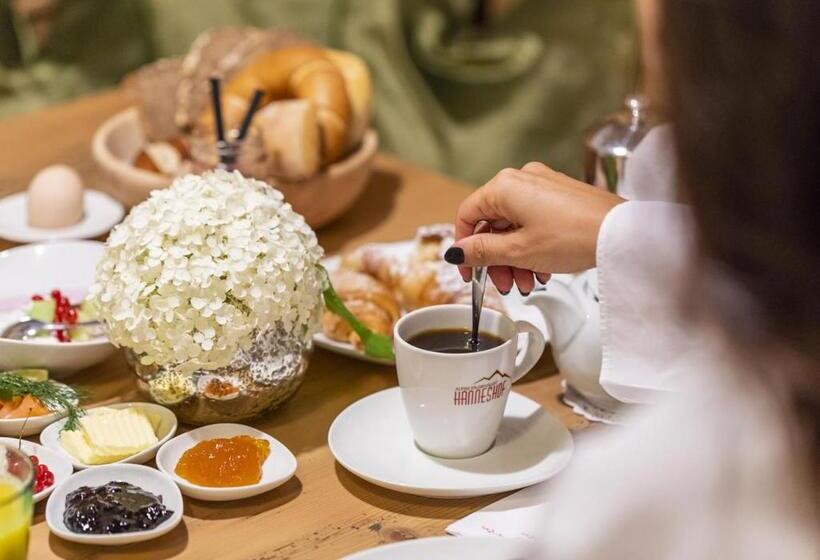 Familien  Und Wellnesshotel Hanneshof