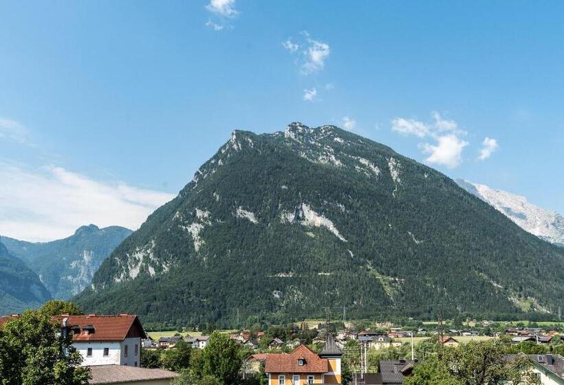 Gasthof Hotel Hauslwirt