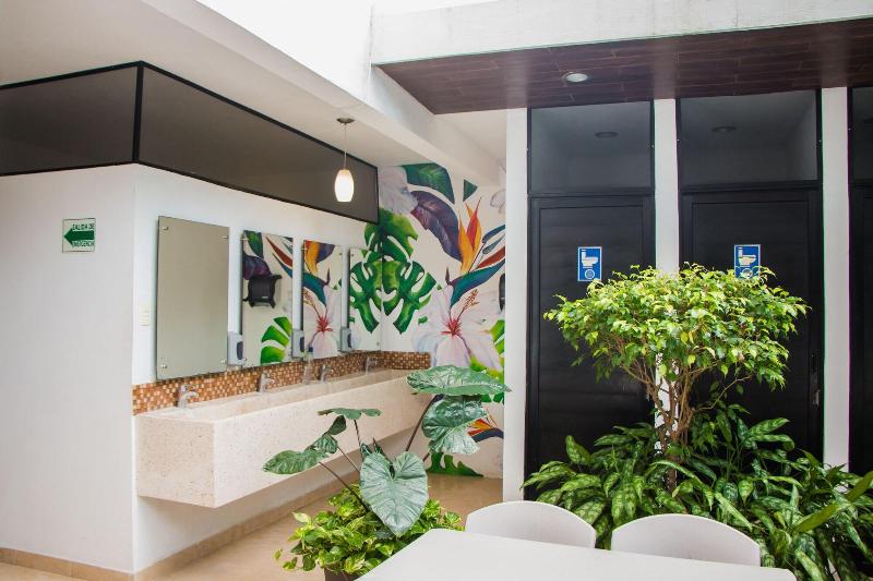 Hostal Gayser Hostel