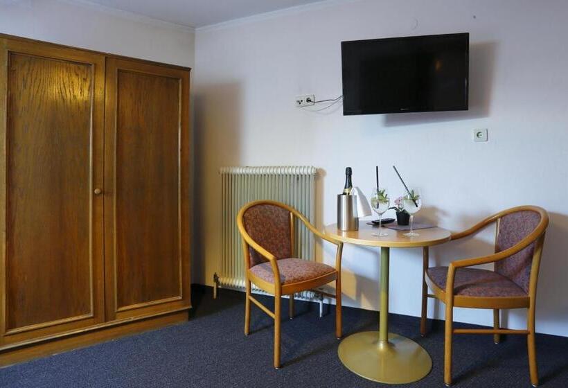 בית מלון כפרי Alpen.adria.stadt