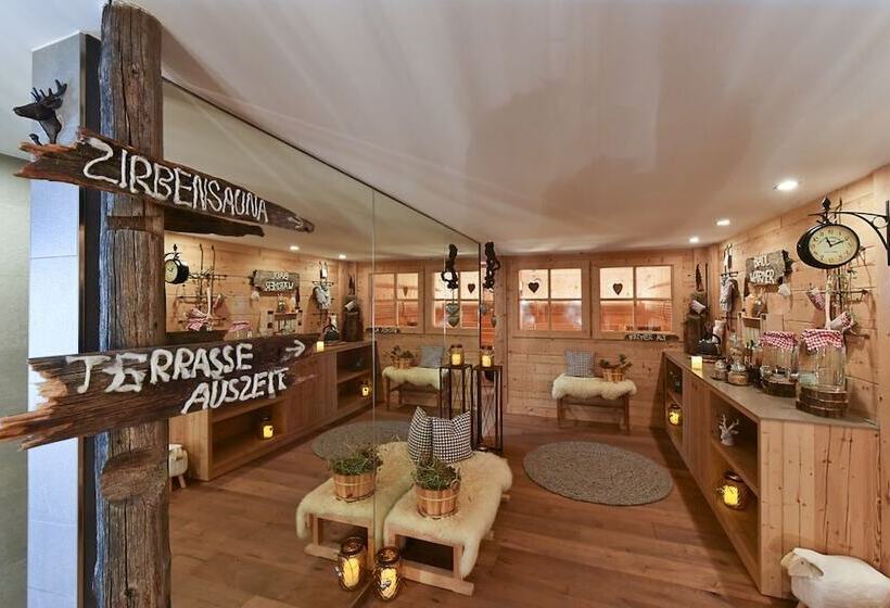 Отель Alpenfriede