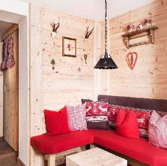 Отель Alpenfriede