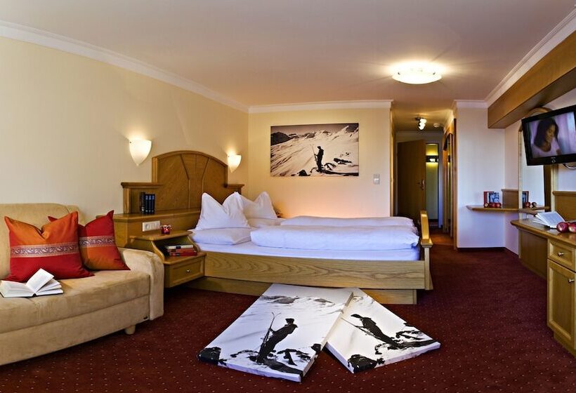 Отель Alpenfriede