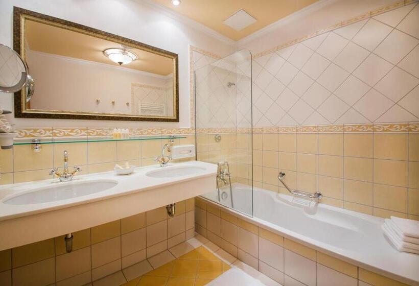 فندق Alpenschlössl