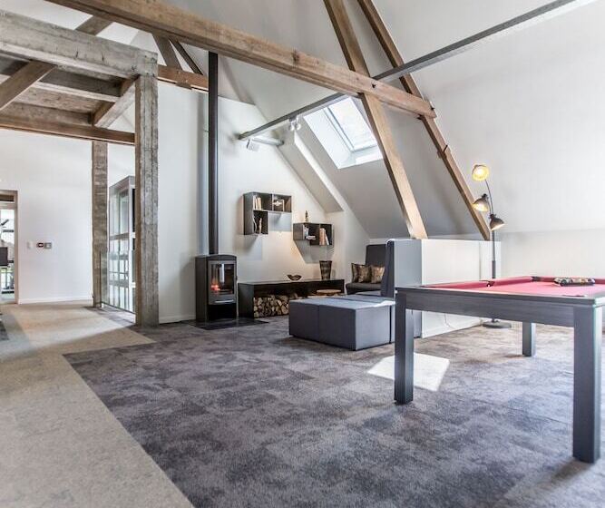 בית מלון כפרי B   Boskapelhoeve